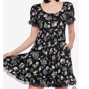 Hot Topic Floral Bones & Lace Skater Dress Size Small Gothic Whimsigoth